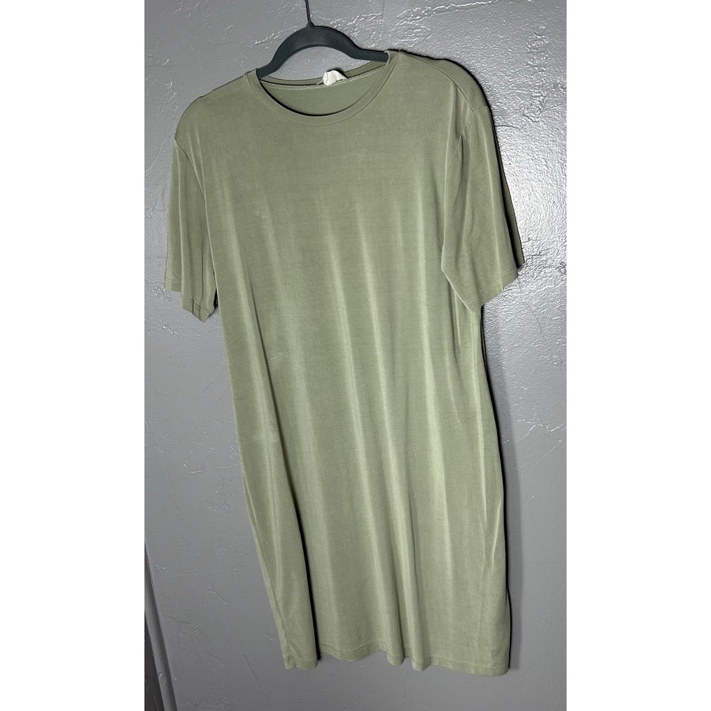 Basic By  PRIV Sage Green T-shirt Dress Size L Modal‎ Blend Short Sleeve Classic
